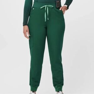 Figs High Waisted Zamora Jogger Scrub Pants Hunter Green Medium Petite Length